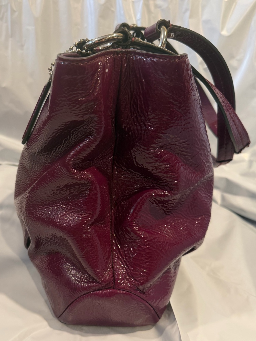 Coach Soho Patent Leather Shoulder Bag Magenta/Berry Silver Buckle EUC - Picture 6 of 15